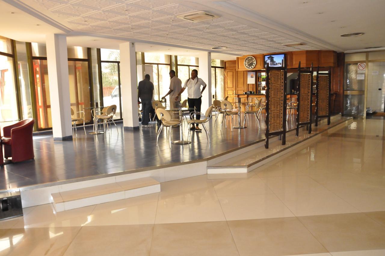 Palace Hotel Ouagadougou Kültér fotó