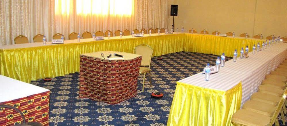 Palace Hotel Ouagadougou Kültér fotó